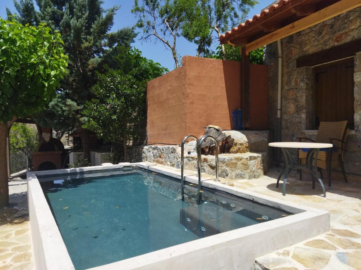 Apirathes Residence Zourva Exterior photo