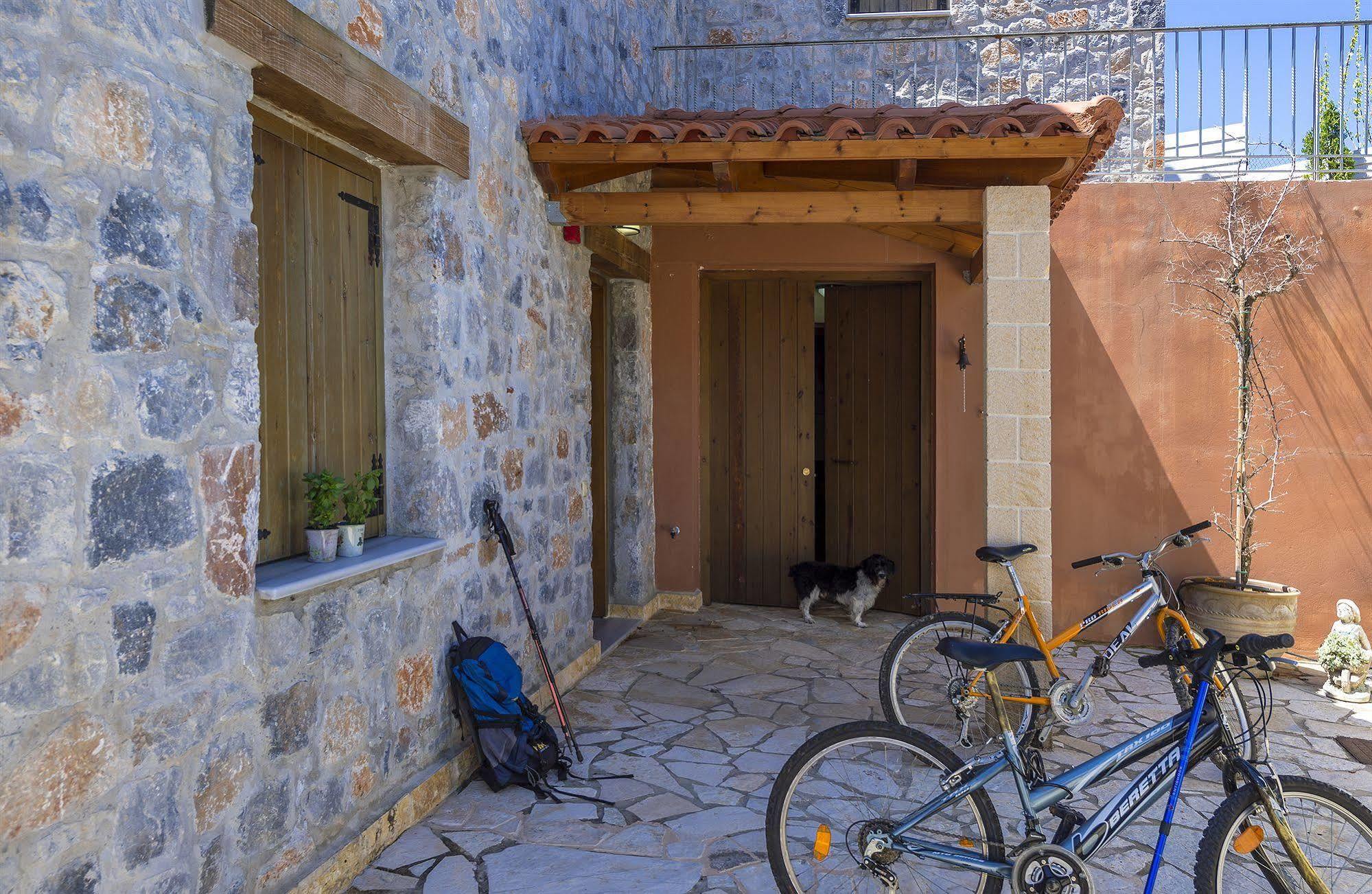 Apirathes Residence Zourva Exterior photo
